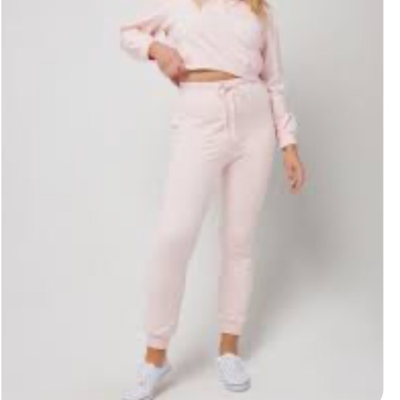 L Space Livin is easy pant/jogger. Large - Picture 2 of 9